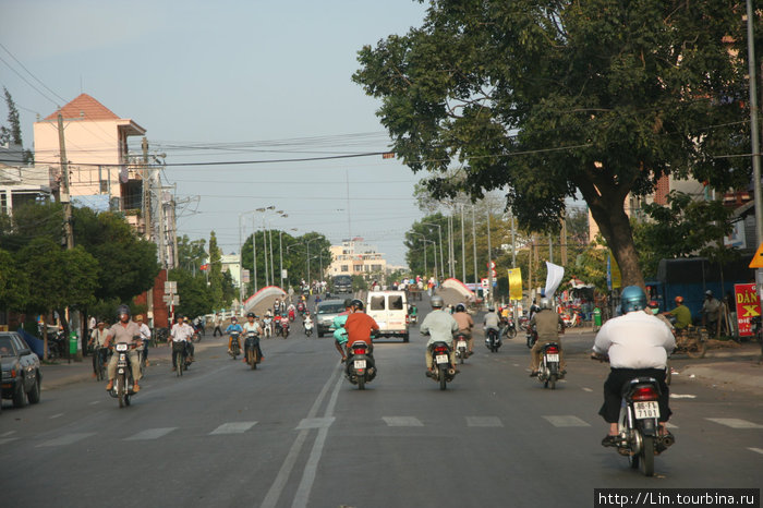 Передвижение по Фан Тхиет (Муй Не) Фантхиет, Вьетнам