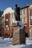 Памятник Ленину на Большом пр.