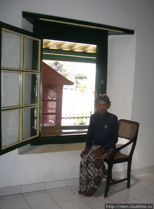 В гостях у яванского султана Джокьякарта, Индонезия
