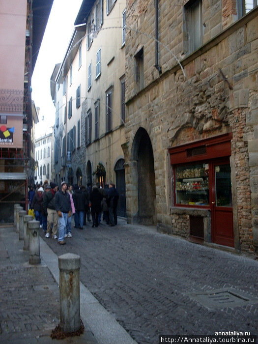 Улицы старого города Бергамо, Италия