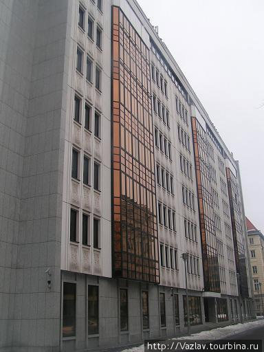 Стеклянне фасады посвюду и начинают утомлять Берлин, Германия