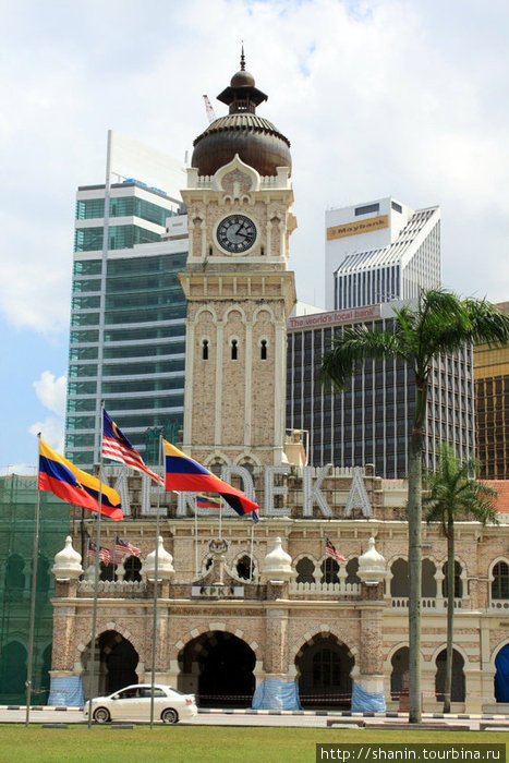 Башня с часами Куала-Лумпур, Малайзия