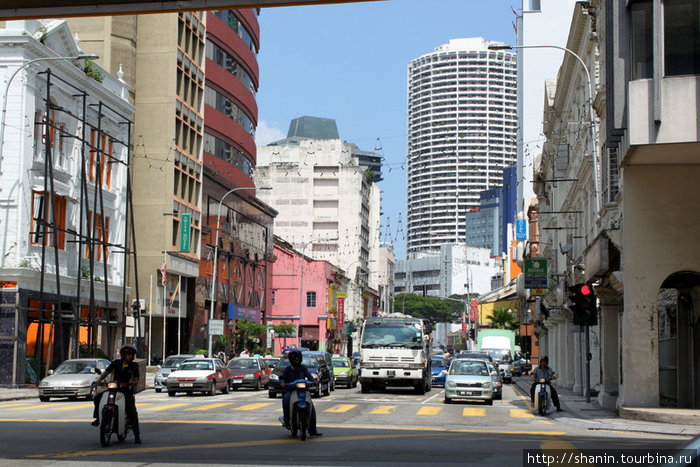 Улица в старом центре Куала-Лумпур, Малайзия