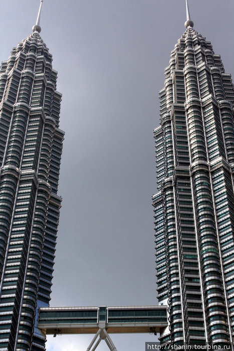 Переход между башнями Куала-Лумпур, Малайзия