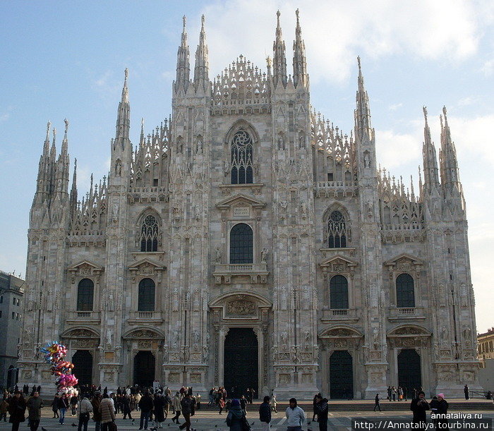 Внешний вид собора Милан, Италия