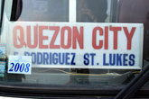 Автобус из Банауэ в Манилу (Кезон — один из городов мегаполиса Манила).