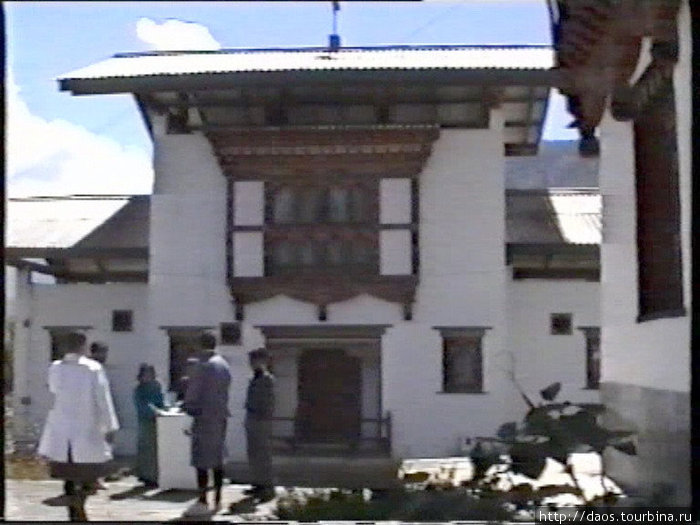 Больница тибетской медицины
