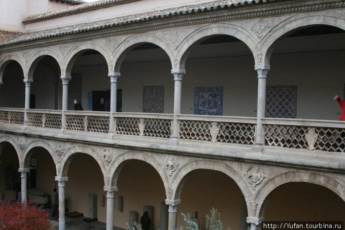 Музей Санта-Крус Толедо, Испания