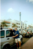 Голубая шиитская мечеть на набережной.