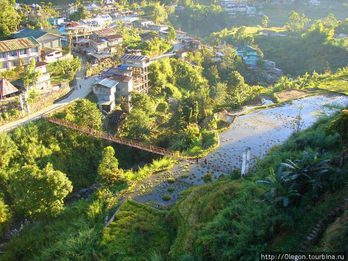 Почти все отели деревни Банауе построены наверху и имеют отличный вид на реку и деревню Банауэ Рисовые Террасы, Филиппины