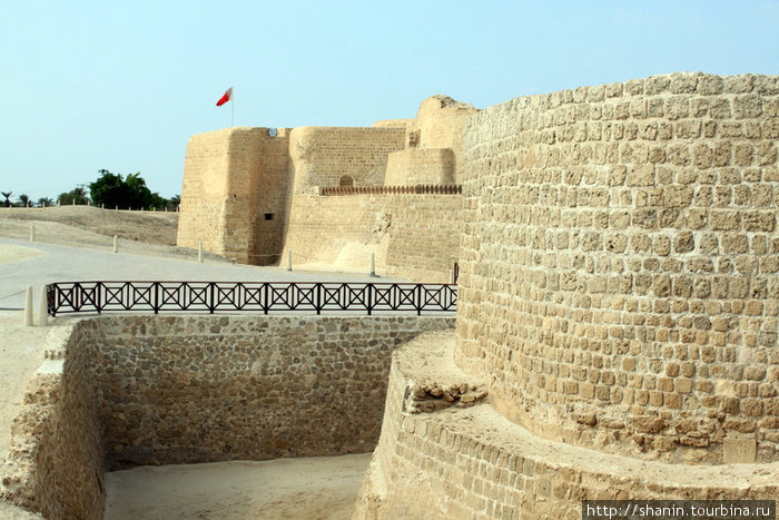 Вход в форт — бесплатно Бахрейн
