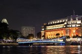 Отель Фуллертон и река Сингапур