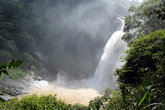 Водопад Духинда сбоку