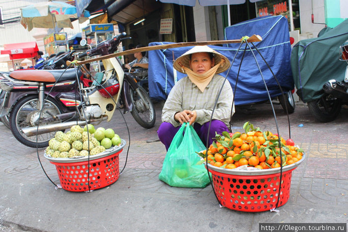 И снова фрукты, витамины... Вьетнам