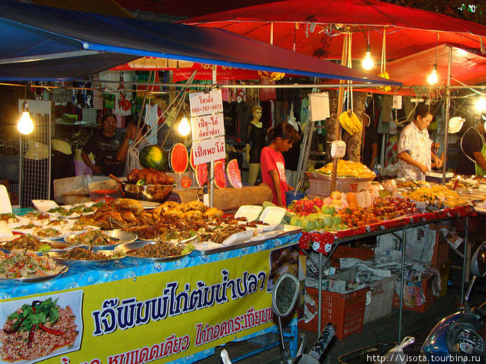 макашницы — и жарят, и шкварят... Остров Пхукет, Таиланд