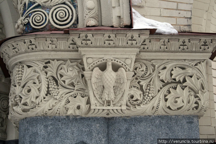 Причудливый орнамент Казанского собора хочется разглядывать детально. Санкт-Петербург, Россия