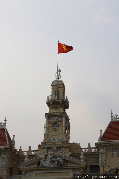 Флаг Вьетнама- красный с золотой звездой Лаос