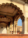 Джахангири-Махал построен Акбаром для его индусской королевы Джодхабаи.