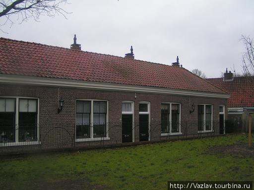 Коттедж Алкмар, Нидерланды