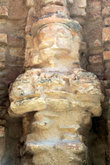 Каменный бог — на главной башне