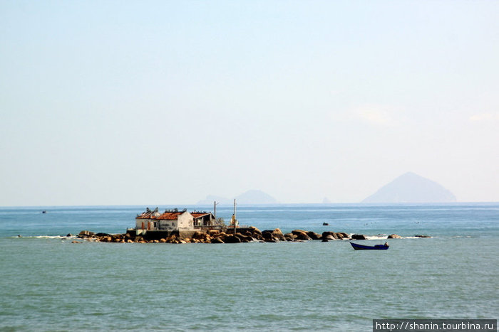 Островок Нячанг, Вьетнам