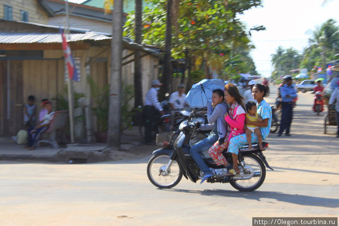 С ветерком и зонтиком от солнца... Камбоджа