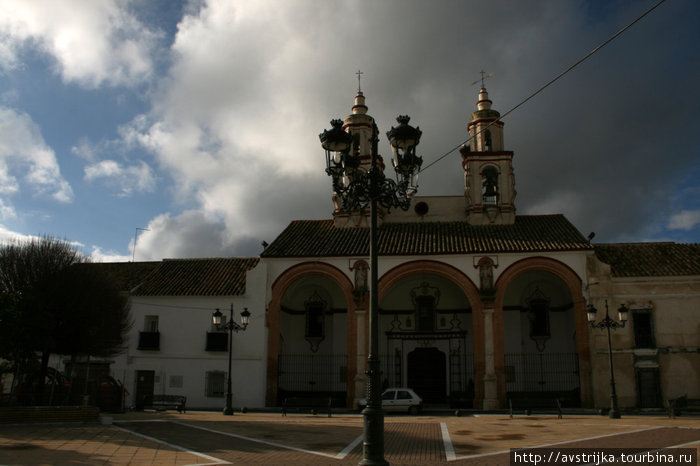 церковь в Ла Карлоте Кордова, Испания