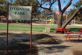 Парк О`Коннора. В честь этого инженера много мест названо его именем. Сам водопровод виден на заднем фоне.