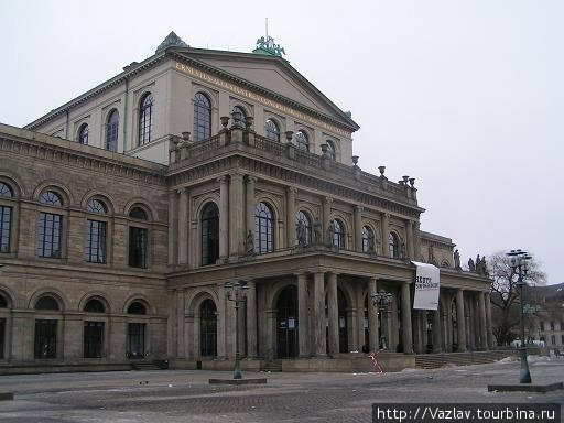 Оперный театр / Opernhaus