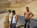 Друзья из Иордании, познакомились, конечно, благодаря автостопу