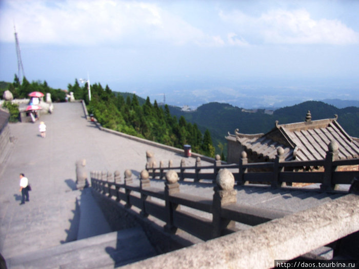 Хэншань  - одна из пяти даосских священных гор