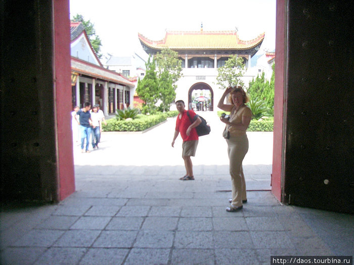 Паломничество к Великому Храму Южной Горы Хэншань, Китай