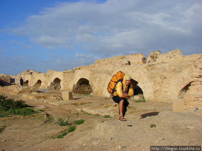 Гуляя по руинам Тунис
