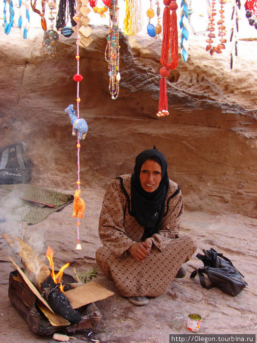 Продавщица сувениров Петра, Иордания