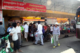 На автовокзале в Пномпене