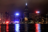 Ночной Гонконг сияет всеми цветами радуги