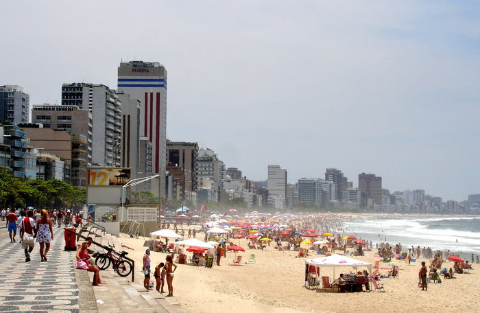 Пляжи  Ипанема и Копакабана Рио-де-Жанейро, Бразилия