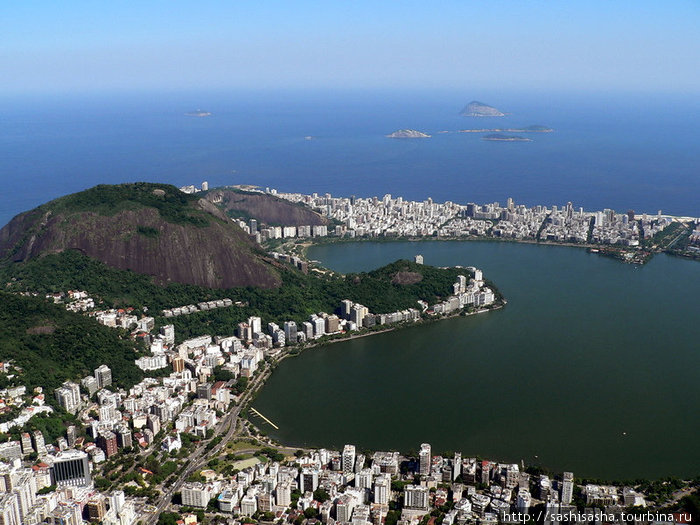 Озеро Лагоа Родриго де Фретас (Lagoa Rodrigo de Freitas) Рио-де-Жанейро, Бразилия
