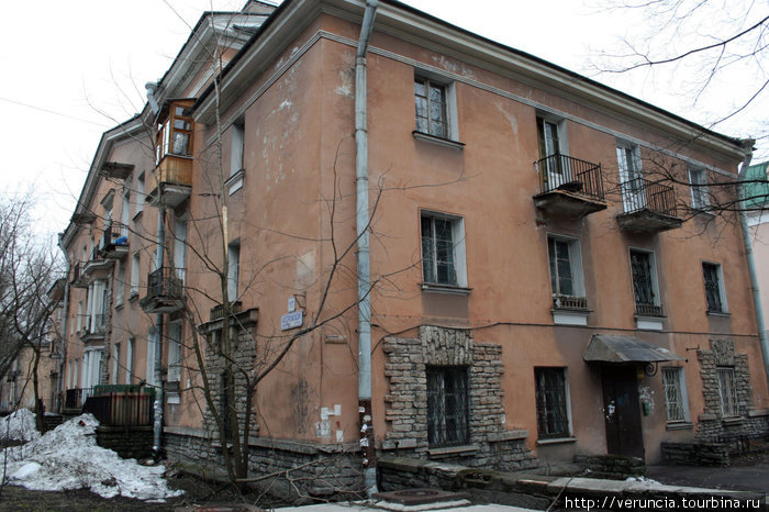 Типичный дом на Ярославском проспекте.