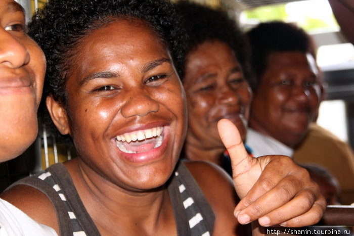 Веселые школьницы Остров Вити-Леву, Фиджи