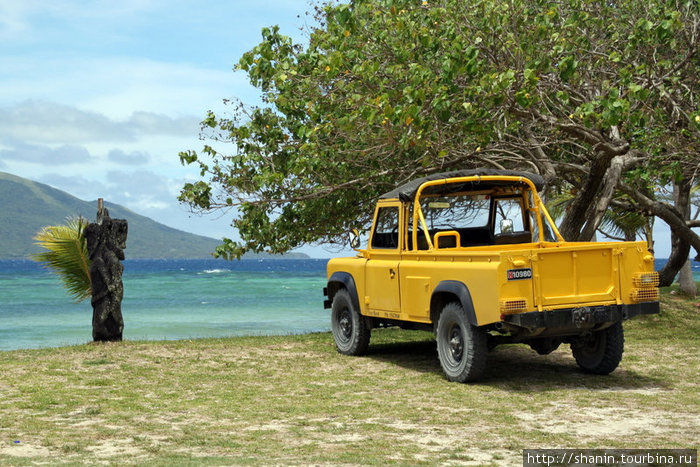 Желтый джип Остров Эфате, Вануату