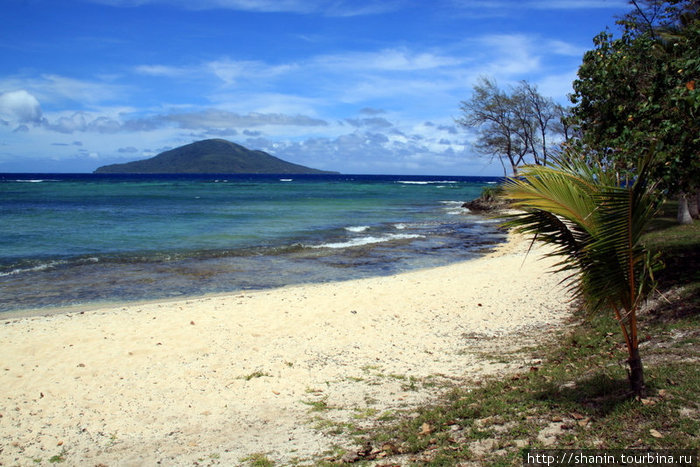 Пляж возле отеля Бичкомбер Остров Эфате, Вануату