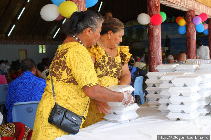 Комплектуют обеды в ланч-боксы Остров Уполу, Самоа