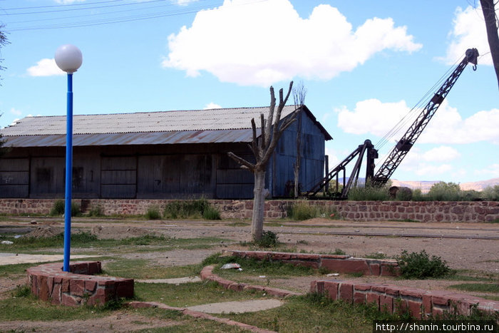 На заброшенной железнодорожной станции Провинция Хухуй, Аргентина
