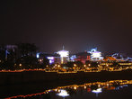 Ночная подсветка набережных в Чэнду
