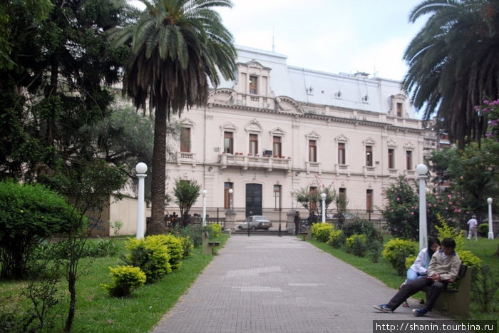 Губернаторский дворец — вид сзади Сан-Сальвадор-де-Хухуй, Аргентина