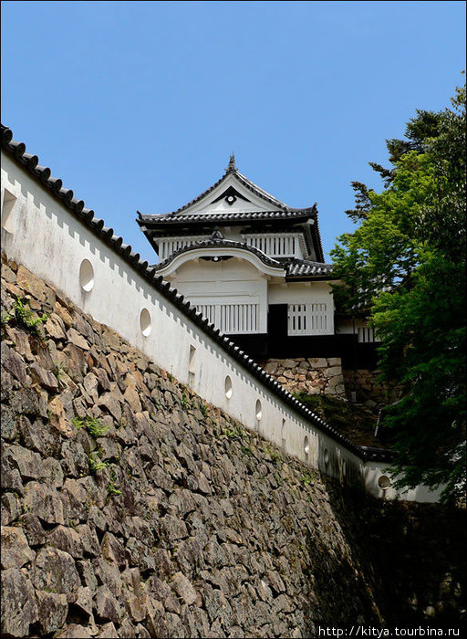 Замок Такахаси (Биттю-Мацуяма) Такахаси, Япония