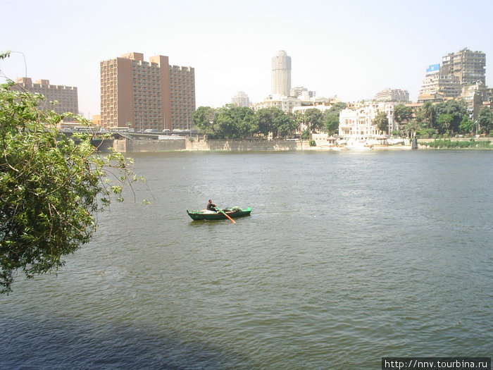 Один в Каире Каир, Египет