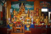 Будды в храме