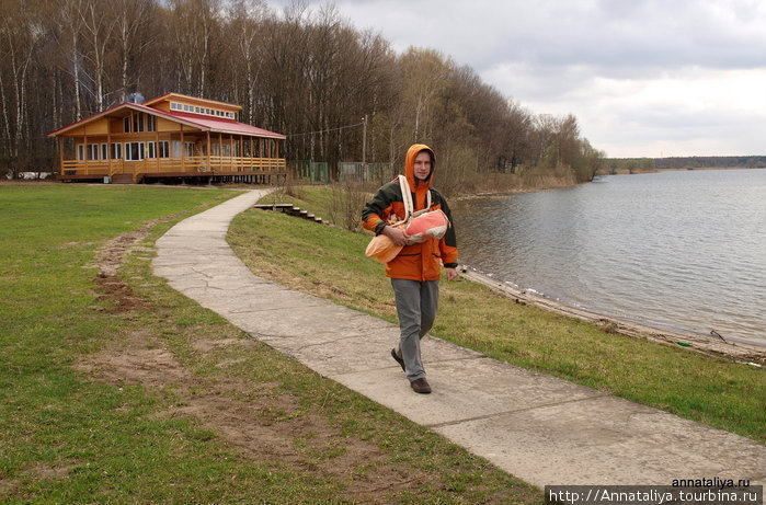 Прогулка вдоль озера Щёлково, Россия